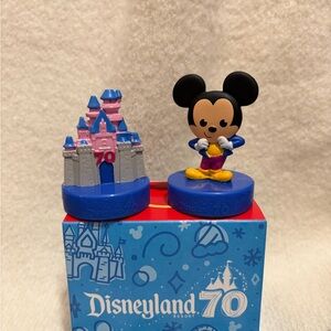 McDonald’s Disneyland 70th Anniversary Happy Meal Toy [Mickey Mouse with Castle]